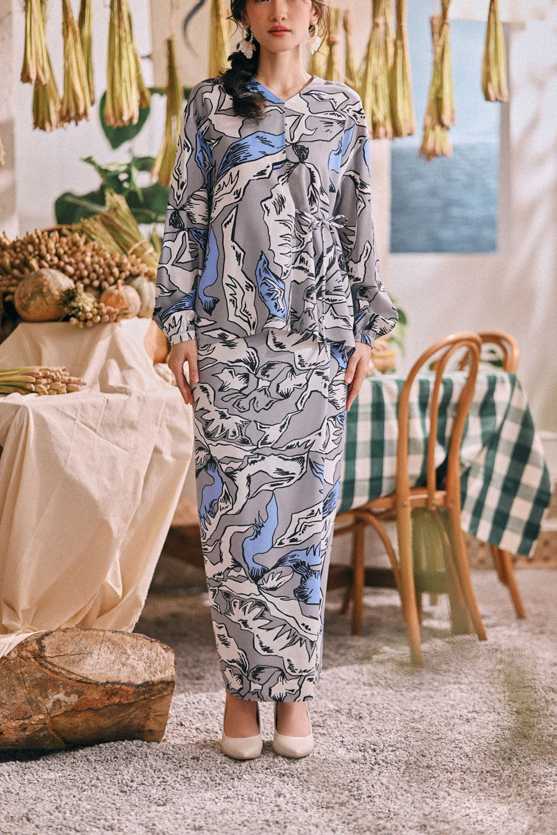 The Courtyard Women Folded Skirt - Breeze