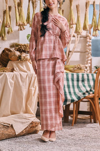 The Courtyard Women Broderie Flounce Skirt - Roseveil