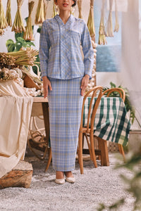 The Courtyard Women Back Pleated Skirt - Skyline Grid