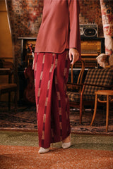 The Akar Kita Women Folded Skirt - Emberline