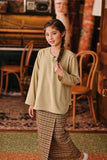 The Akar Kita Kedah Blouse Top - Pale Olive