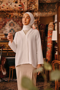 The Akar Kita Women Kebaya Top - Off White