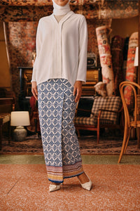 The Akar Kita Women Folded Skirt - Damar