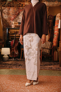 The Akar Kita Women Jacquard Skirt - Crystal Glow