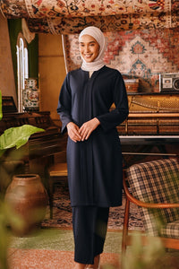 The Akar Kita Women Kebarung Top - Navy