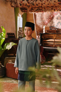 The Akar Kita Baju Melayu Teluk Belanga - Pine Green