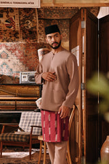 The Akar Kita Men Baju Melayu Teluk Belanga - Mahogany Rose