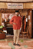 The Akar Kita Men 3/4 Sleeve Kurta - Red Dash