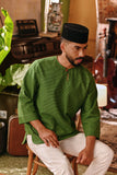 The Akar Kita Men 3/4 Sleeve Kurta - Greenflux