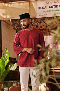 The Akar Kita Men 3/4 Sleeve Kurta - Ruby Harvest