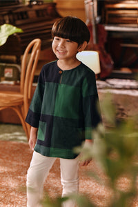 The Akar Kita 3/4 Sleeve Kurta - Green Square