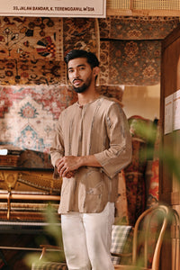 The Akar Kita Men 3/4 Sleeve Kurta - Dustline