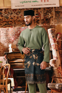 The Akar Kita Men Baju Melayu Teluk Belanga - Sage Green