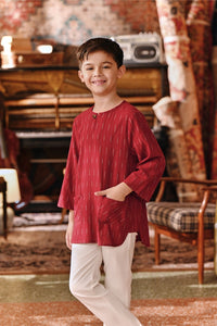 The Akar Kita 3/4 Sleeve Kurta - Ruby Harvest