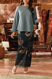 The Akar Kita Women Jacquard Skirt - Emerald Glow