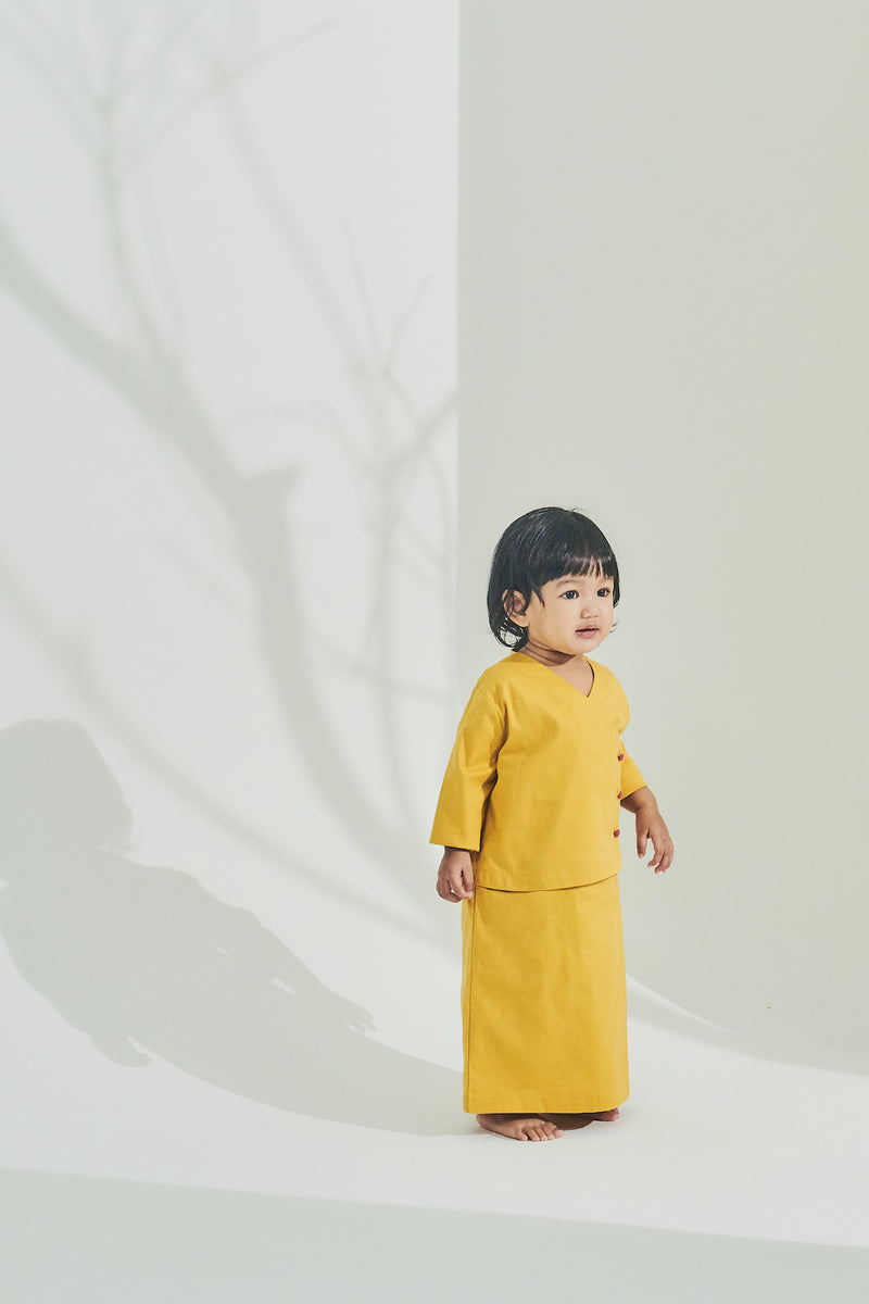 Jenis Sehelai Pakaian Babies Kurung