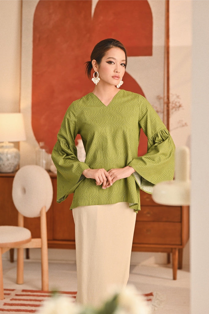 The Titi Women Bell Sleeve Blouse - Olive Grove