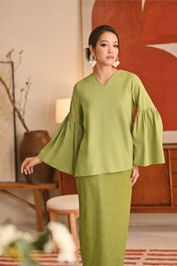 The Titi Women Bell Sleeve Blouse - Lawn Green