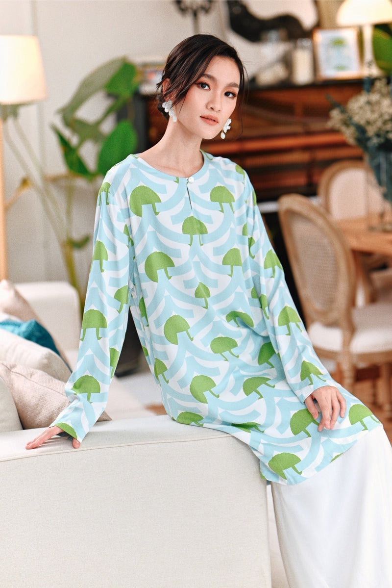 The Jumpa Women Pesak Kurung Top - Taiping