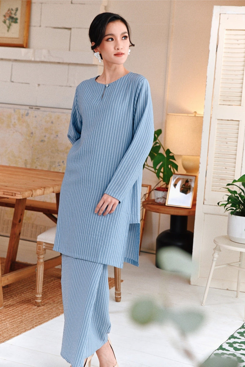 The Jumpa Women Pesak Kurung Top - Water Stripe