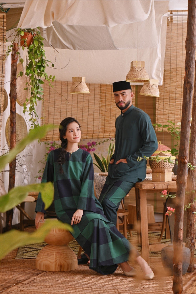The Hening Women Kurung Riau Top - Green Square