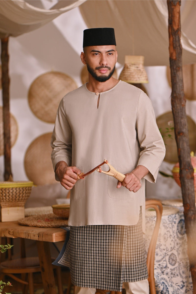 The Hening Men 3/4 Sleeve Kurta - Light Champagne