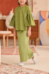 The Titi Folded Skirt - Lawn Green