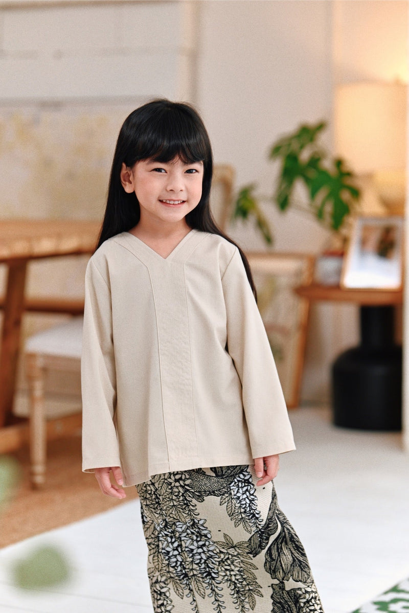 The Jumpa Kurung Kedah Top - Khaki