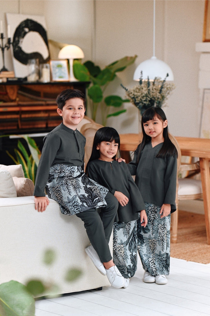 The Jumpa Baju Melayu Top - Steel Grey
