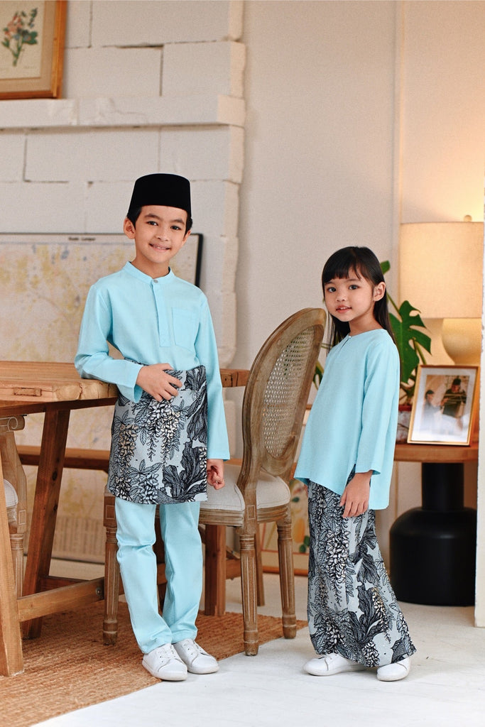 The Jumpa Baju Melayu Top - Light Blue