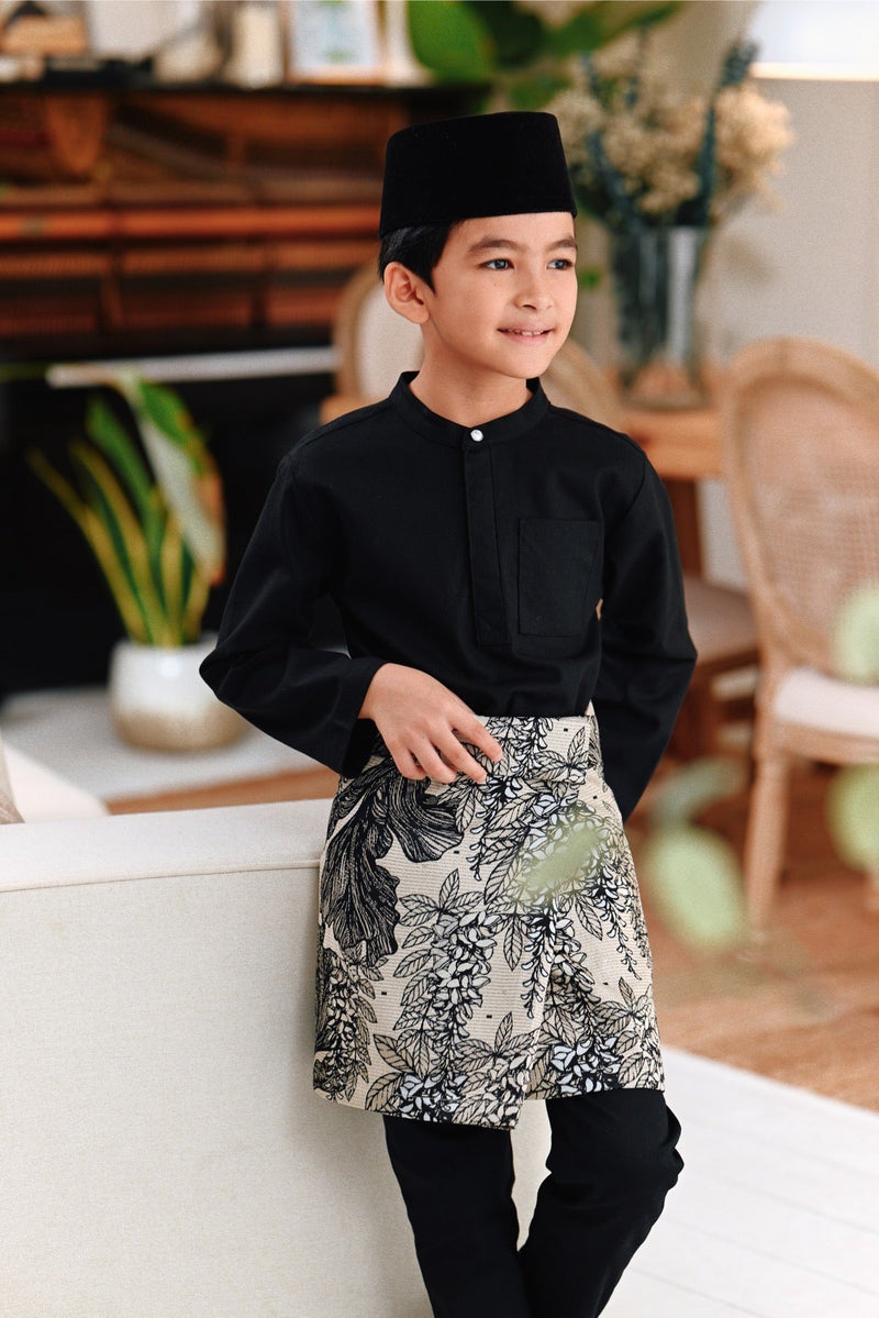 The Jumpa Baju Melayu Top - Black