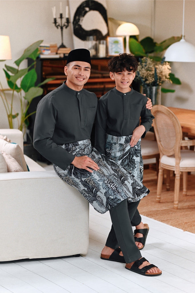 The Jumpa Baju Melayu Top - Steel Grey