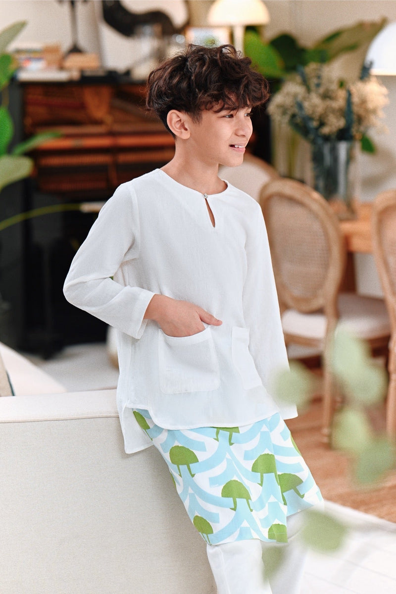 The Jumpa Pesak Kurta - White Jacquard