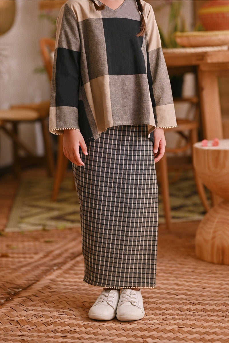 The Hening Folded Skirt - Champagne Gingham