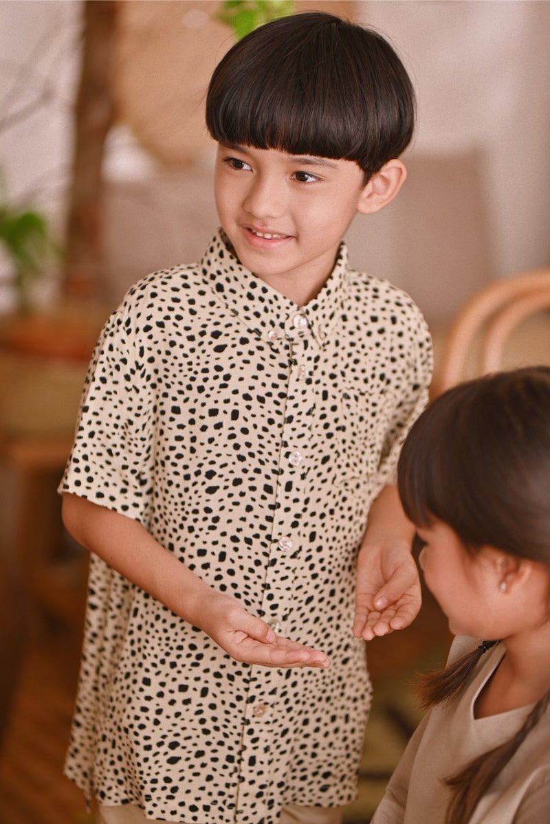 The Hening Batik Shirt - Champagne Safari