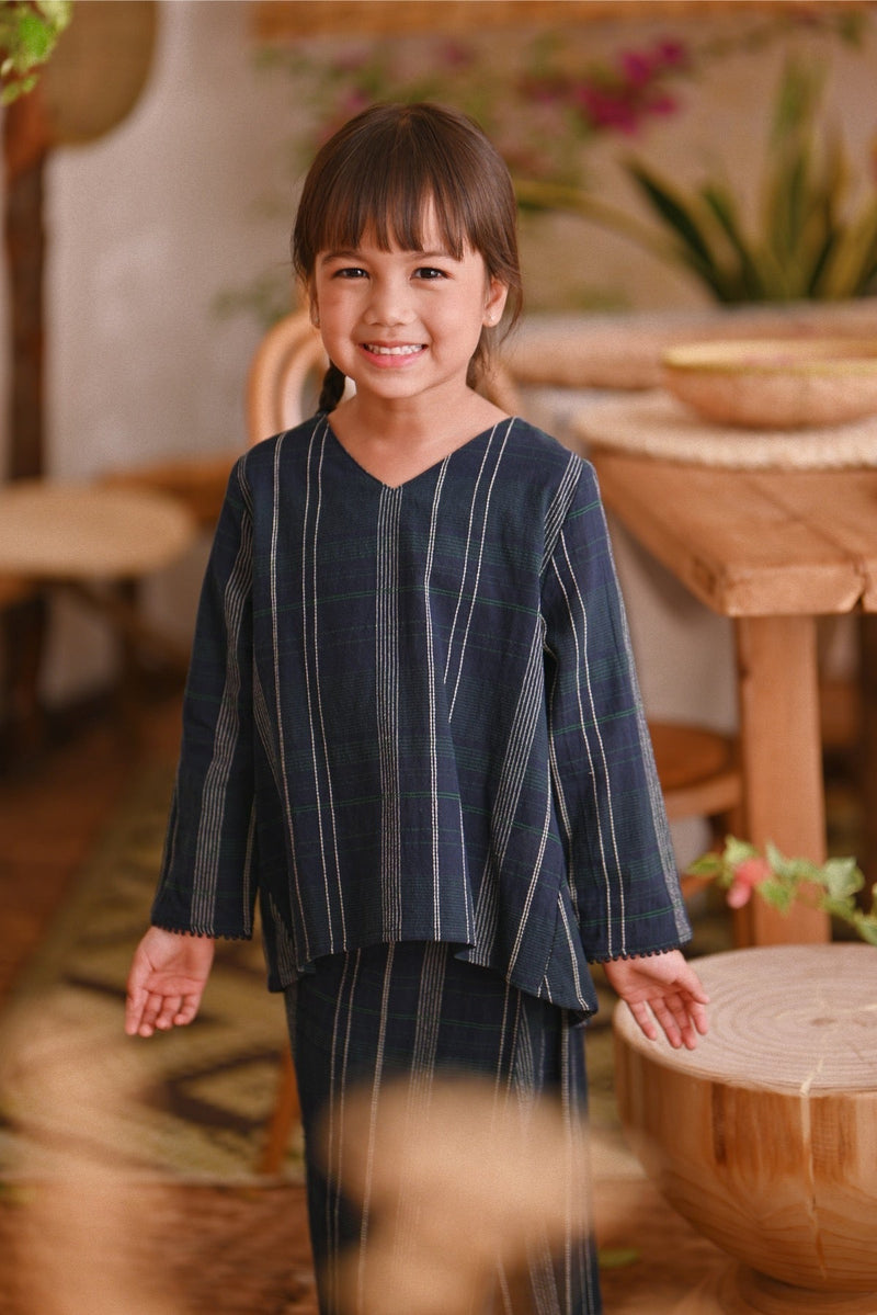 The Hening Flare Blouse - Navy Tartan