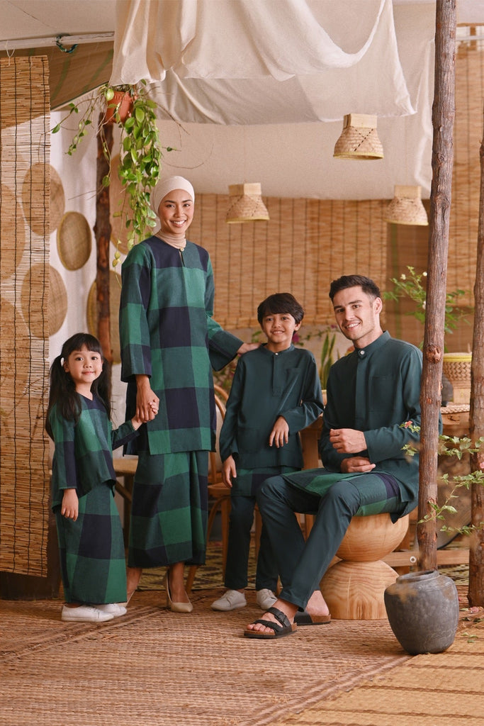 The Hening Baju Melayu Top - Emerald Green