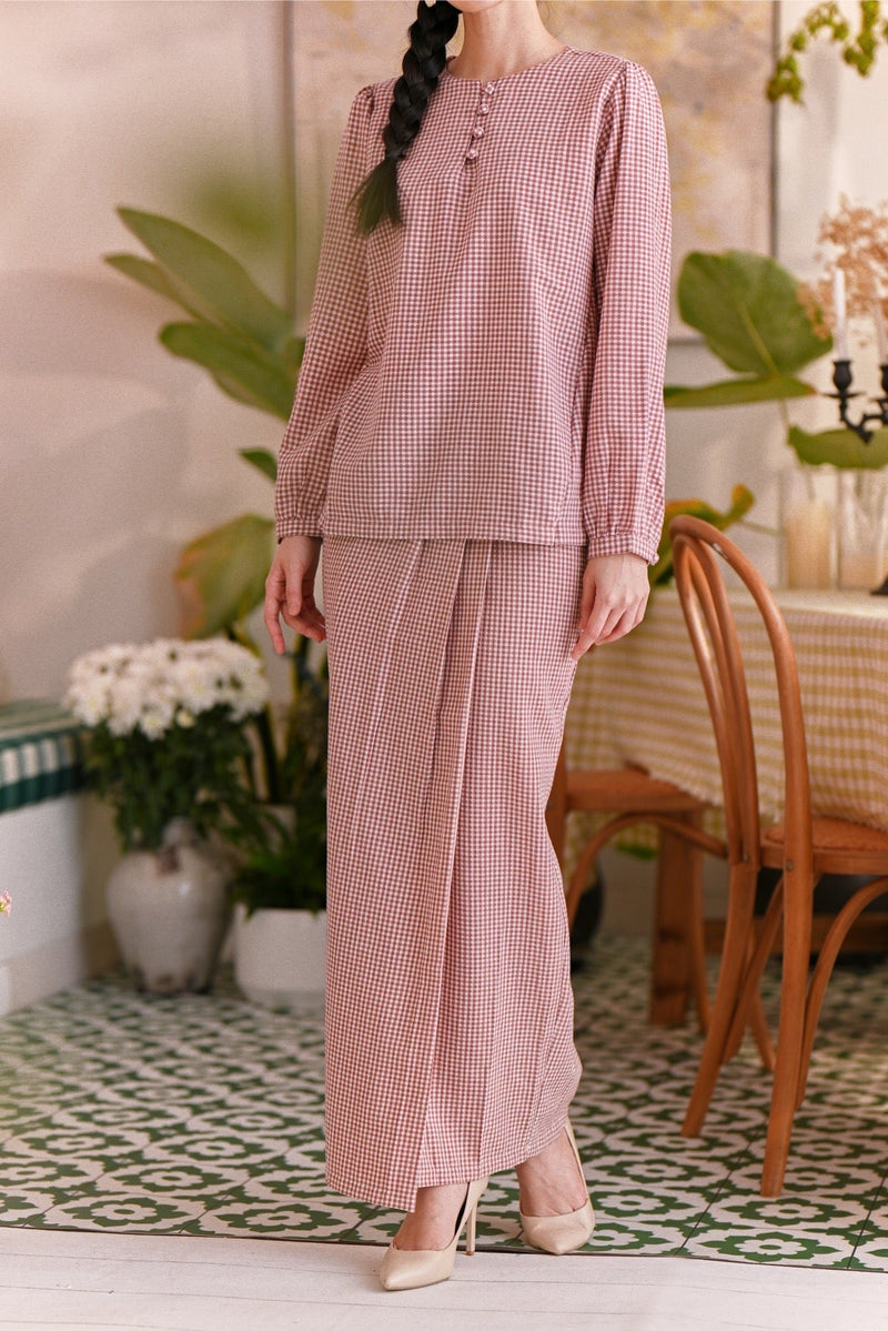 The Sarang Women Pleats Folded Skirt - Burgundy Checked