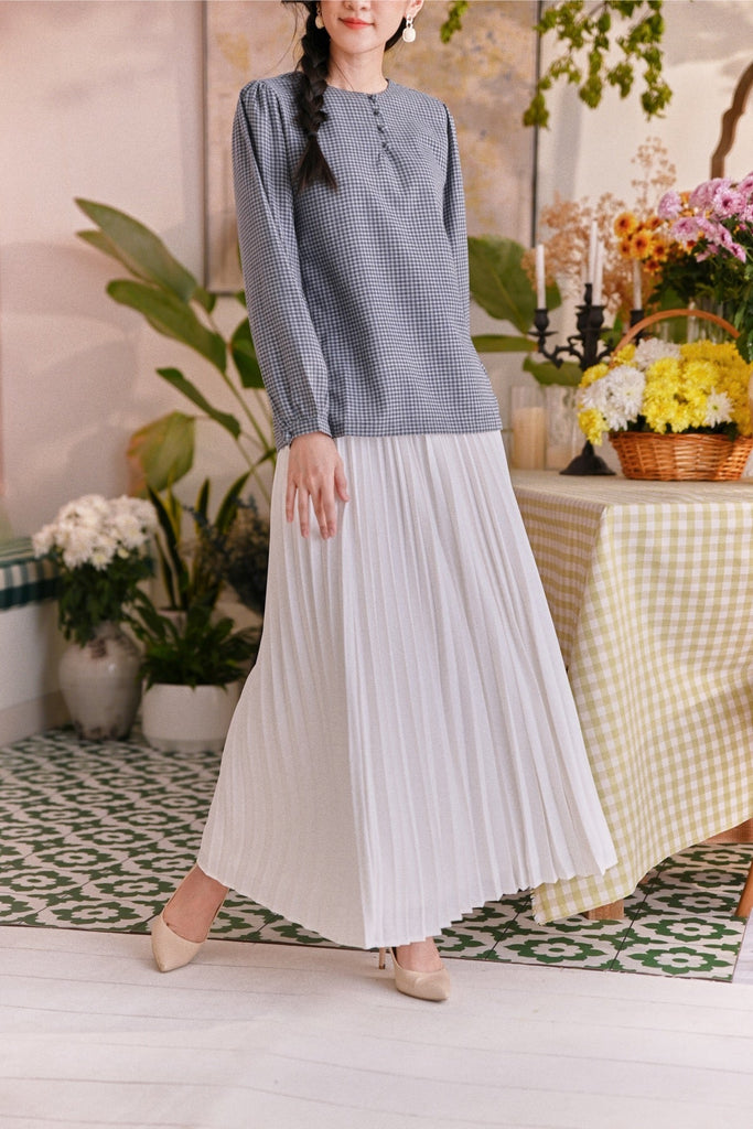 The Sarang Women Sun-Pleats Skirt - White