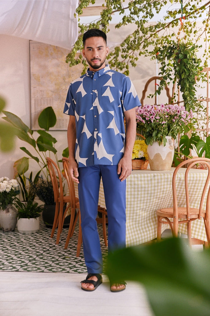 The Sarang Men Batik Shirt - Venture