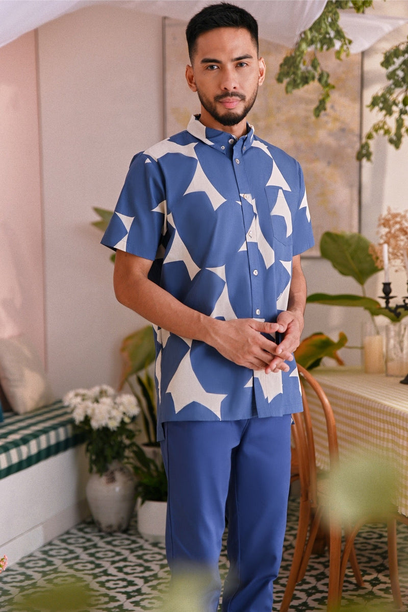 The Sarang Men Batik Shirt - Venture