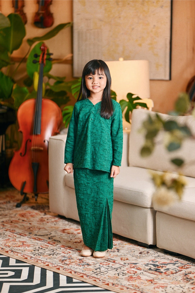 The Glow Grace Kurung Set - Emerald Jacquard