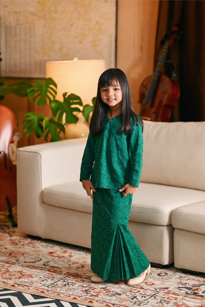 The Glow Grace Kurung Set - Emerald Jacquard