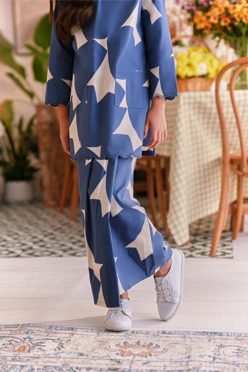 The Sarang Pleats Folded Skirt - Venture