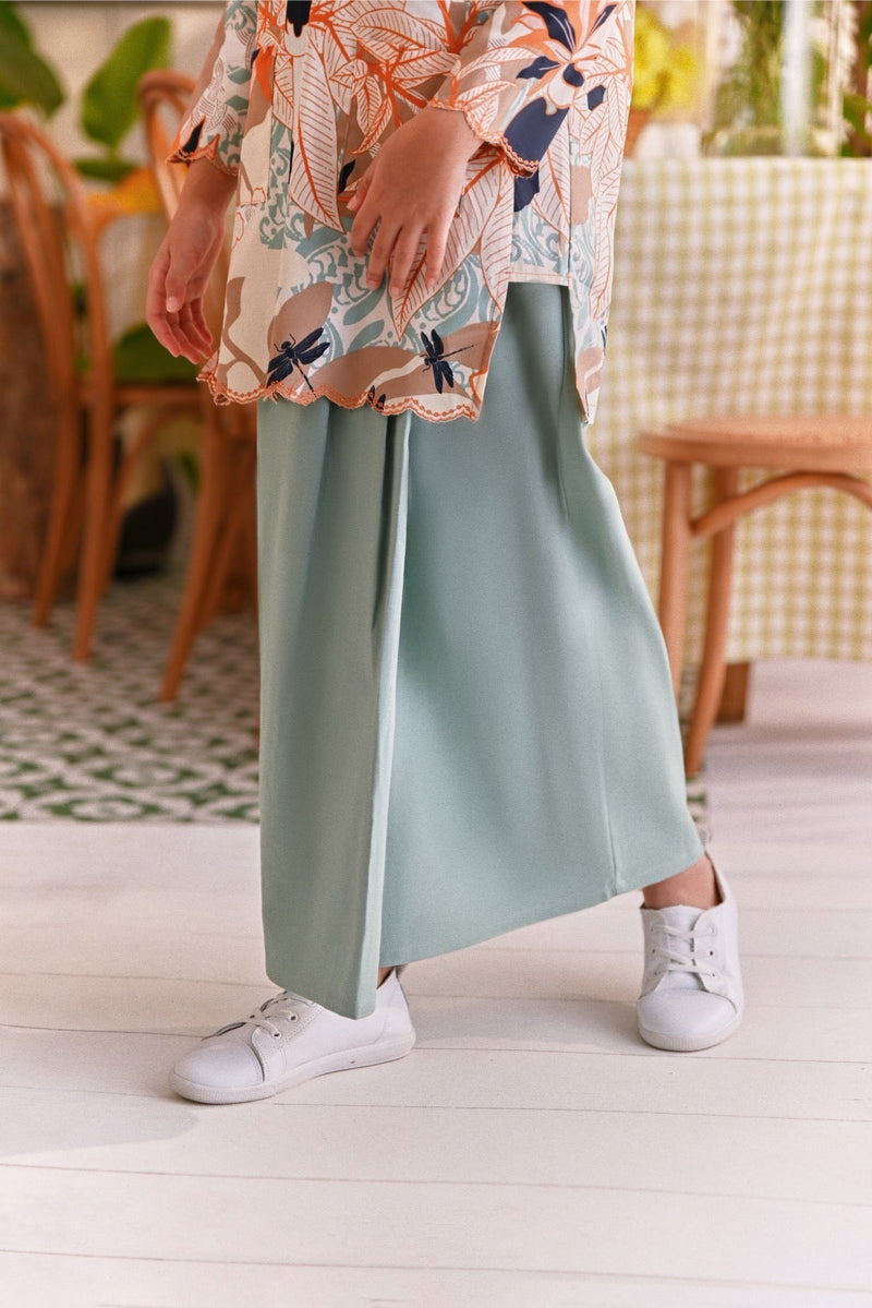 The Sarang Pleats Folded Skirt - Vegan Green