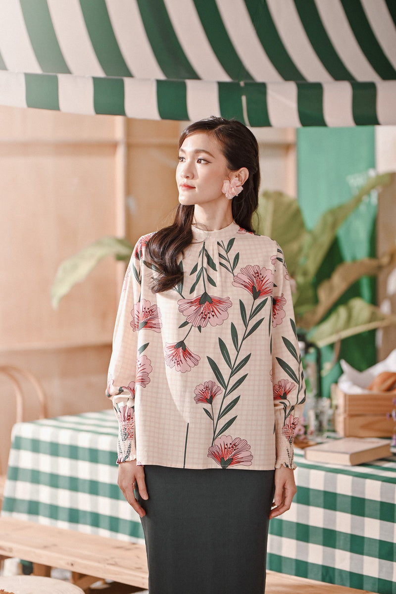 The Embun Women Doll Blouse - Poppy