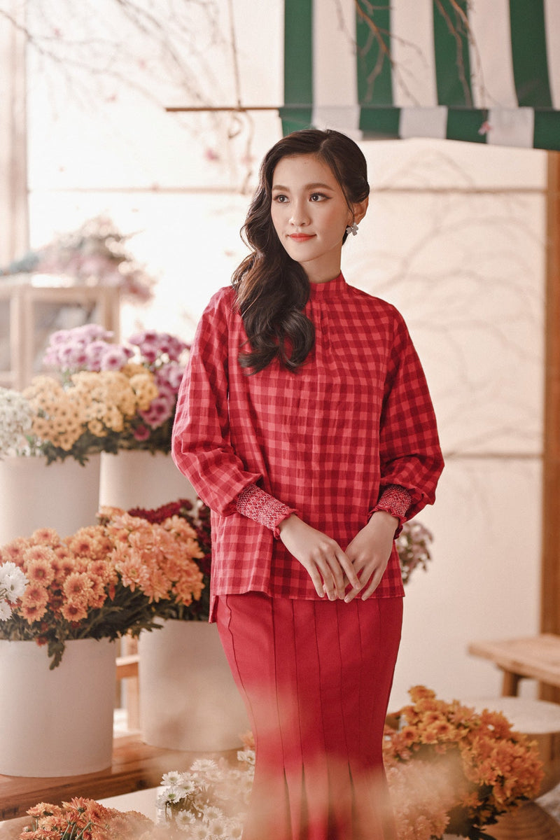 The Embun Women Doll Blouse - Red Checked