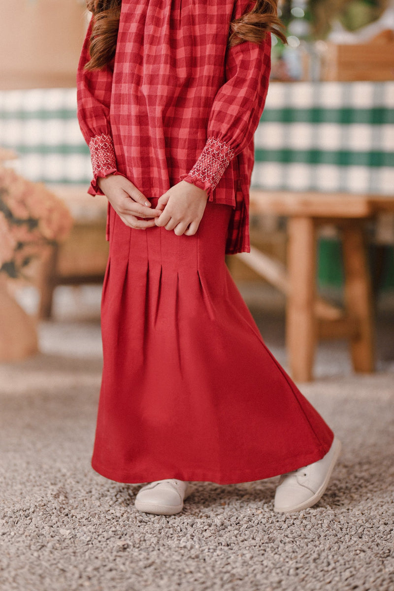 The Embun Trumpet Skirt - Crimson Red