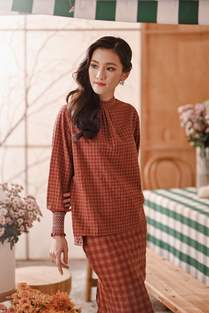 The Embun Women Doll Blouse - Brown Mini Checked