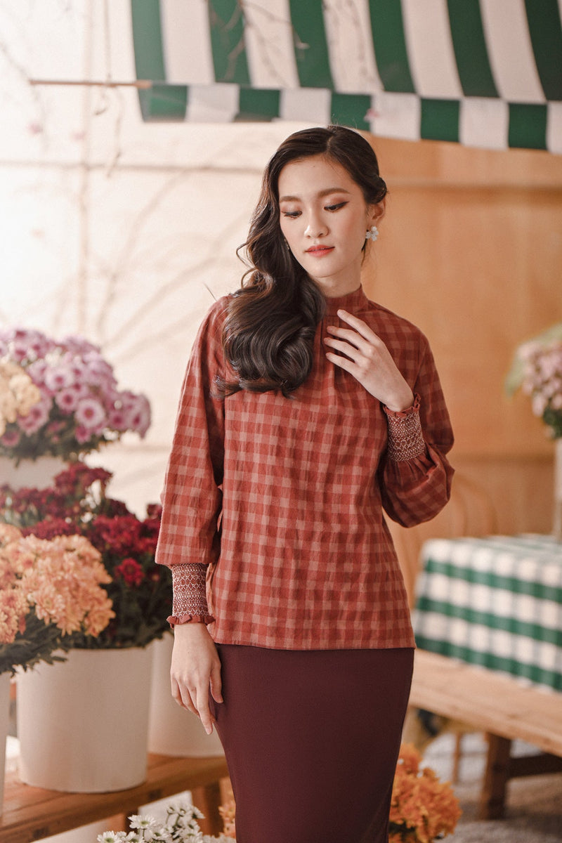 The Embun Women Doll Blouse - Brown Checked